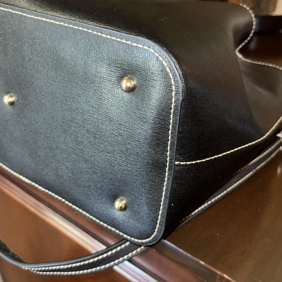 Dooney & Bourke Saffiano Brenna Excellent Condition - Picture 6 of 14